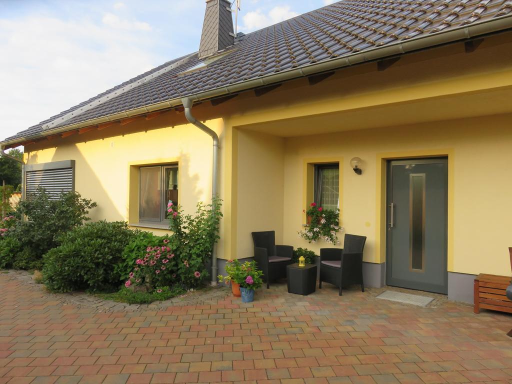 Haus Am Park Lägenhet Thallwitz Exteriör bild